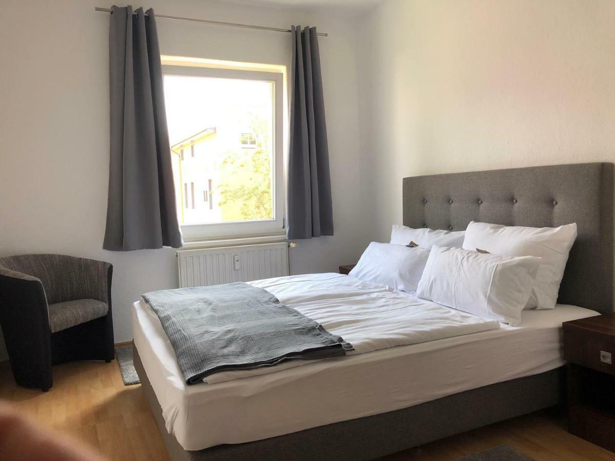 Viadrina Rooms & Apartments Frankfurt-Oder Am Park Im Zentrum Frankfurt an der Oder Exterior foto
